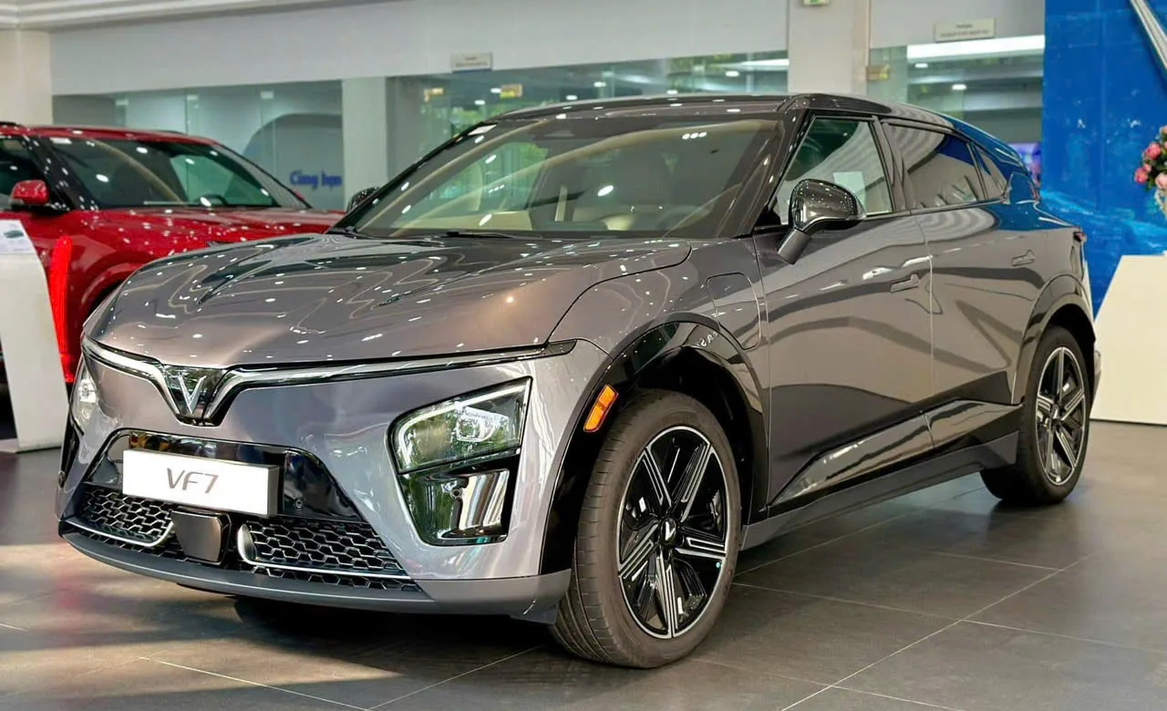 VinFast VF 7