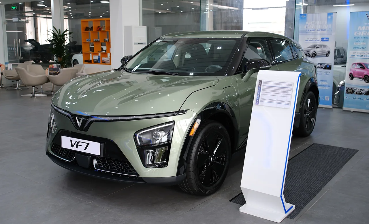 VinFast VF 7